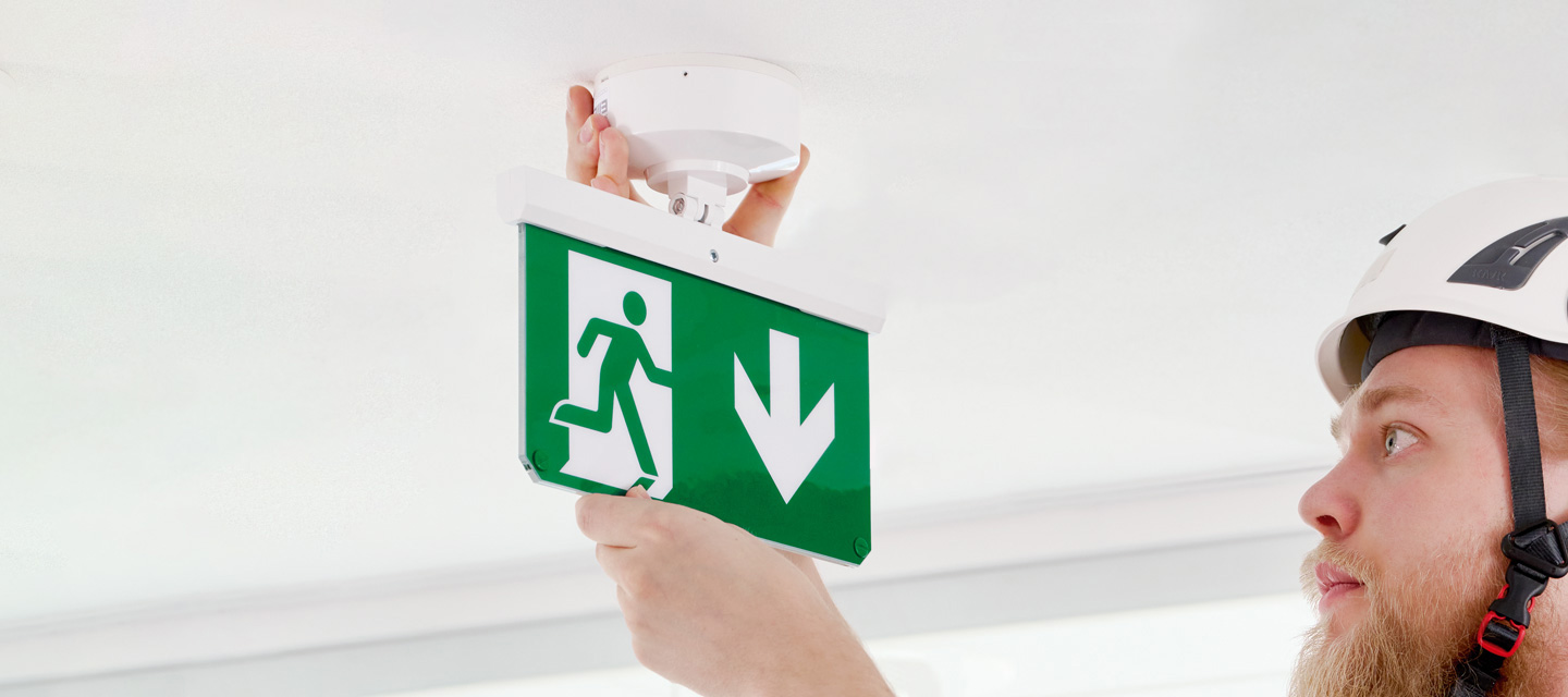 Đèn Thoát Hiểm và Đèn Khẩn Cấp của Panasonic là giải pháp an toàn tối ưu cho mọi công trình